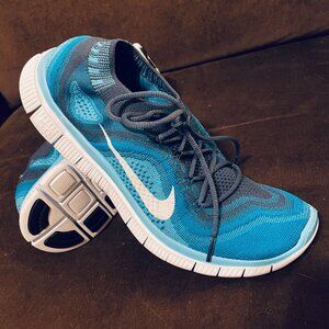 NIKE FREE RUN 5.0 FLYKNIT Rainbow 615805-413 Multicolor Men’s Sz 10 US RARE Blue